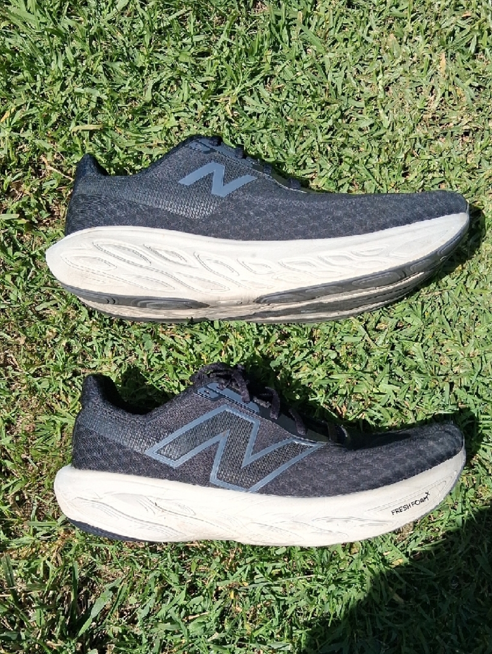New Balance Fresh Foam 1080 Men's Black and White Cushioned Running Sneakers - Picture 9 of 13